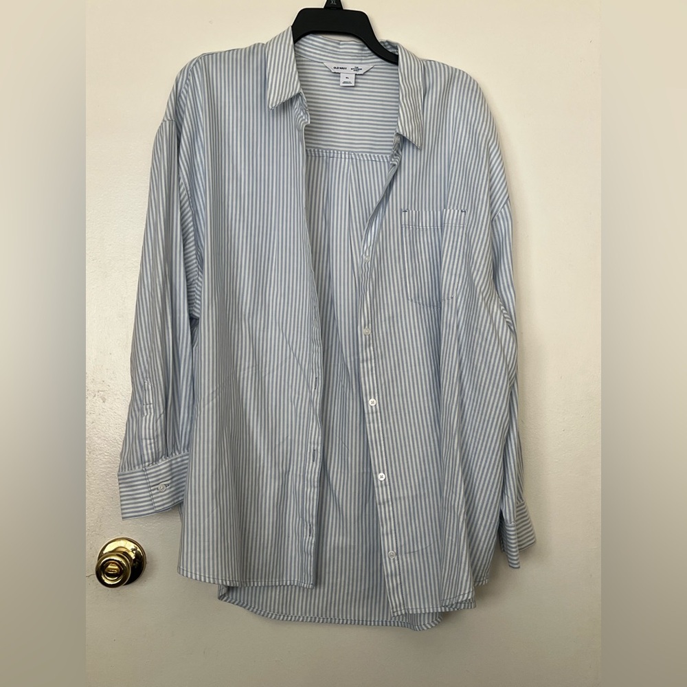 Old Navy Light Blue Striped Women's Shirt - Women’s size XL